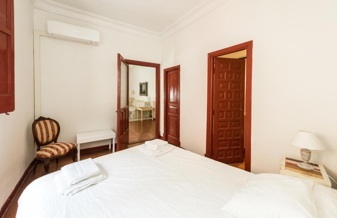 Apartamentos Madrid Centro B Экстерьер фото